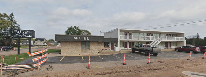 The Guest House (Lawson Motel) - From Web Listing (newer photo)